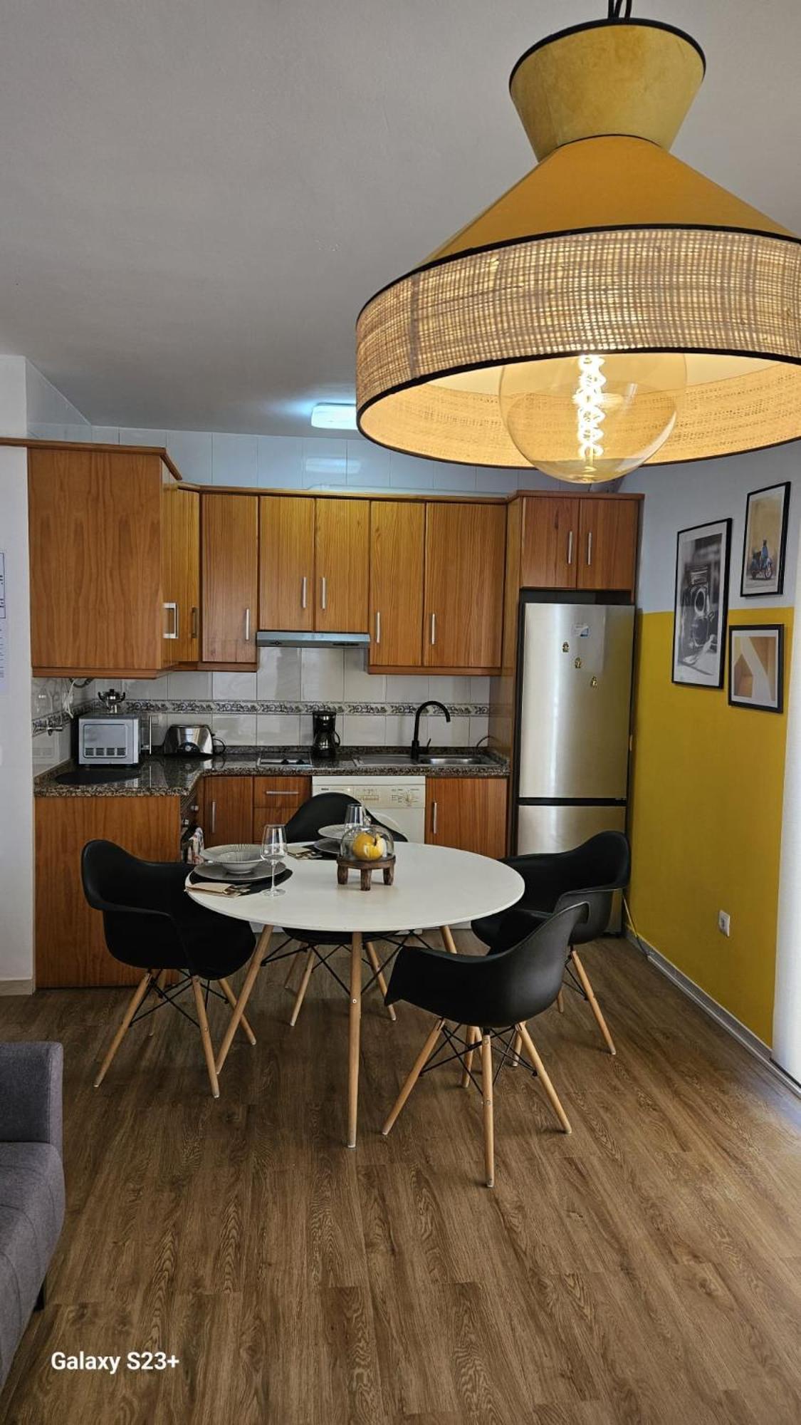 Apartamento Yellow Гарруча Екстер'єр фото